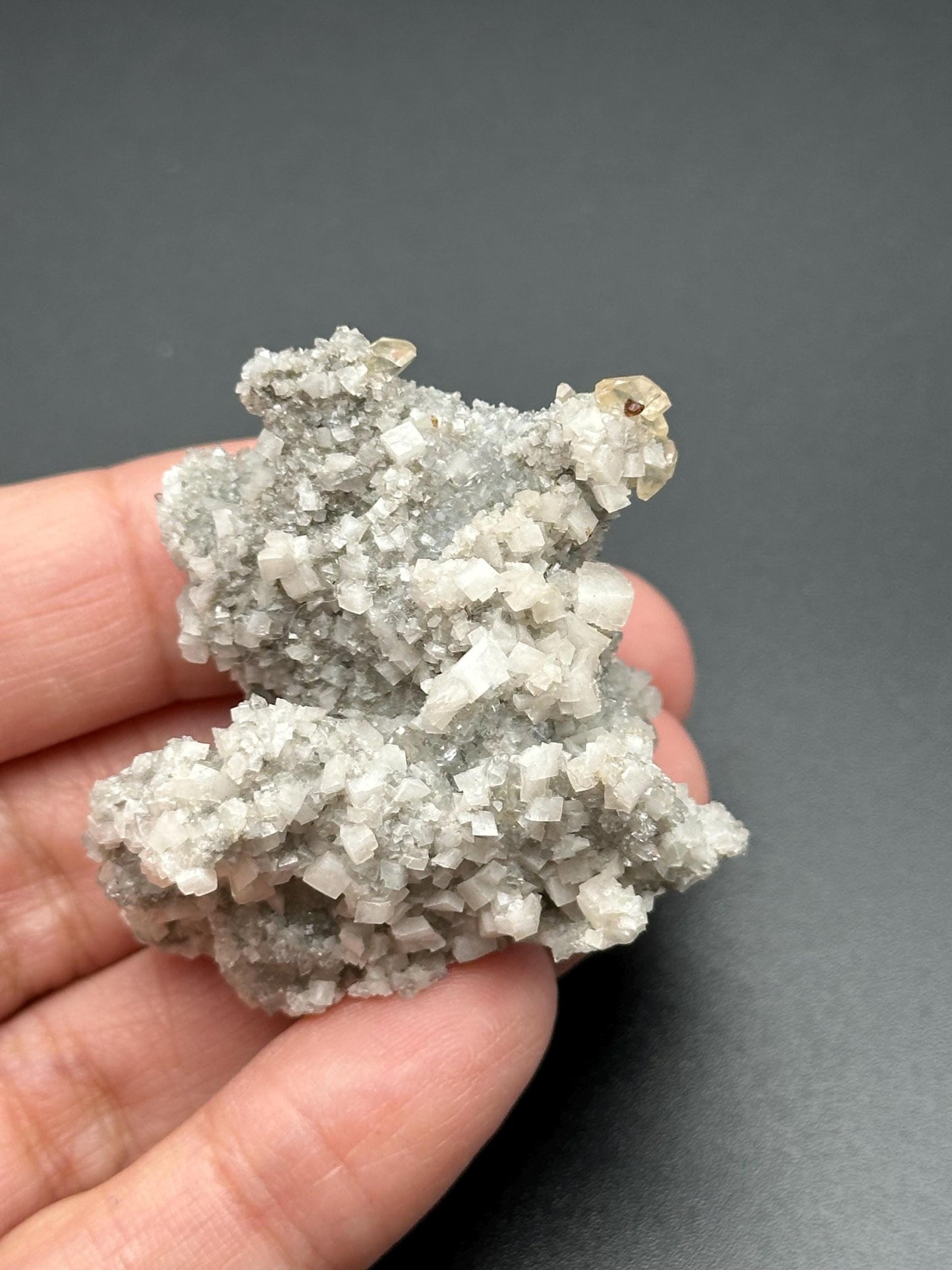 Dolomite, Quartz, and Calcite from the Elmwood Mine