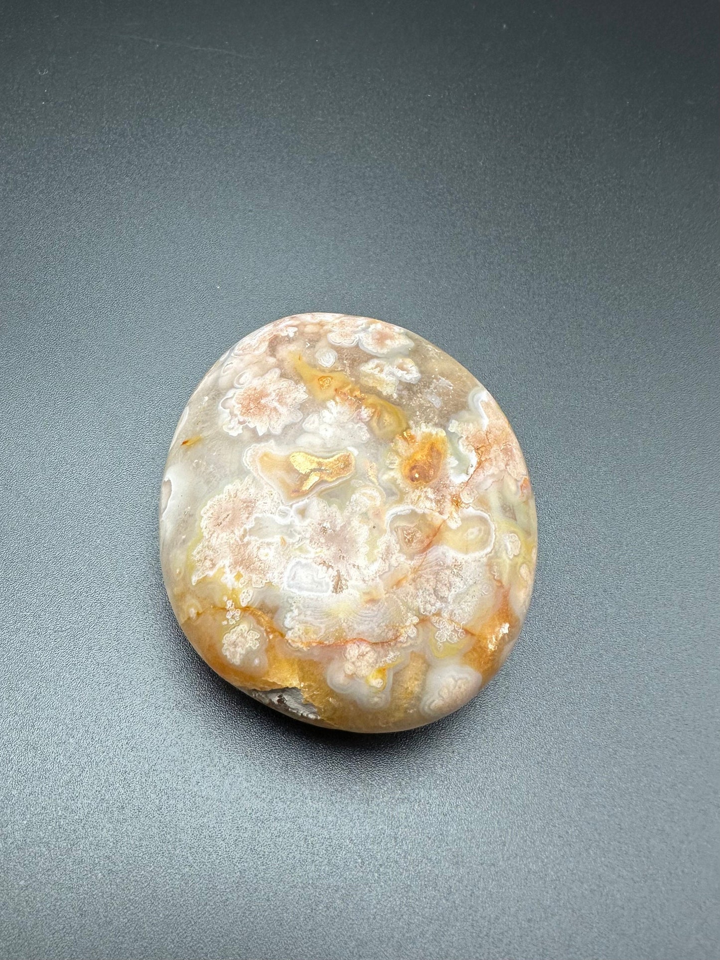 Flower Agate Palm Stone