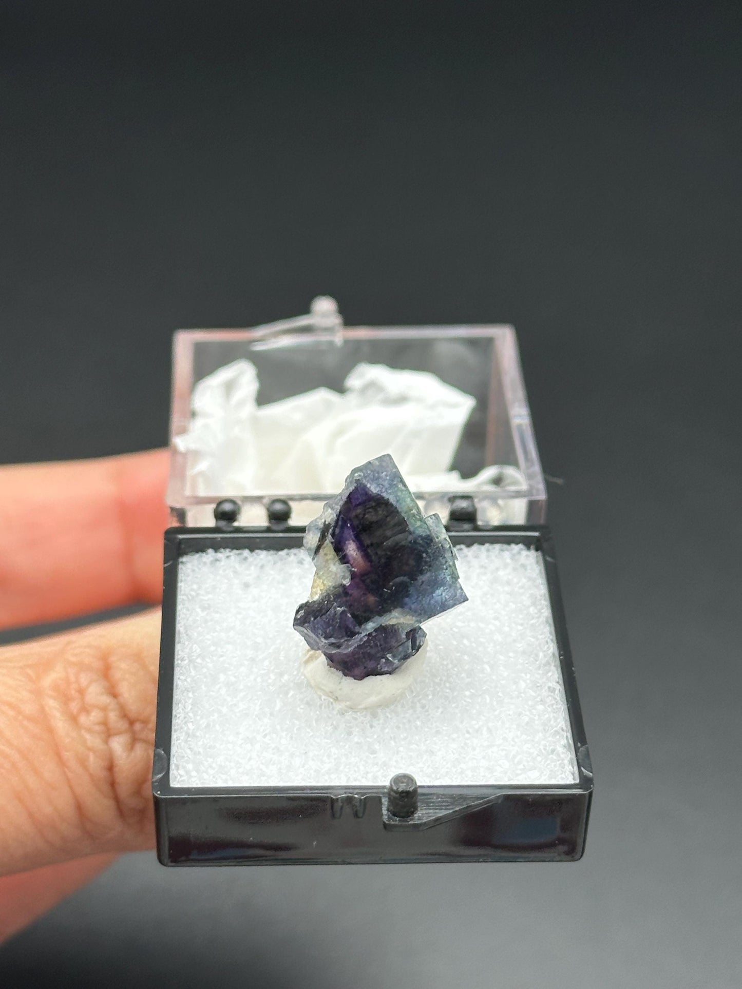 Fluorite from the Yindu Mine