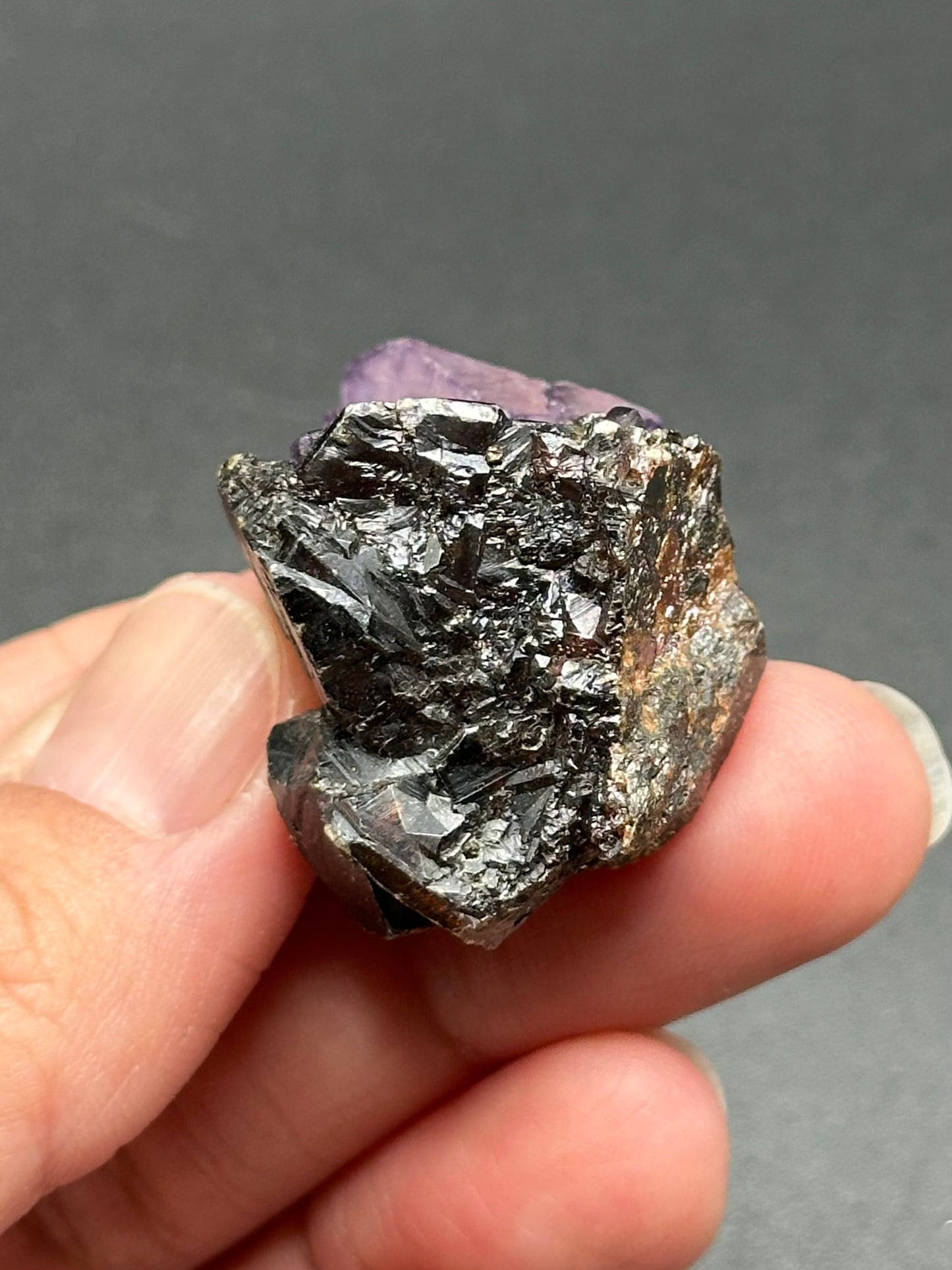 Sphalerite with Fluorite from the Elmwood Mine