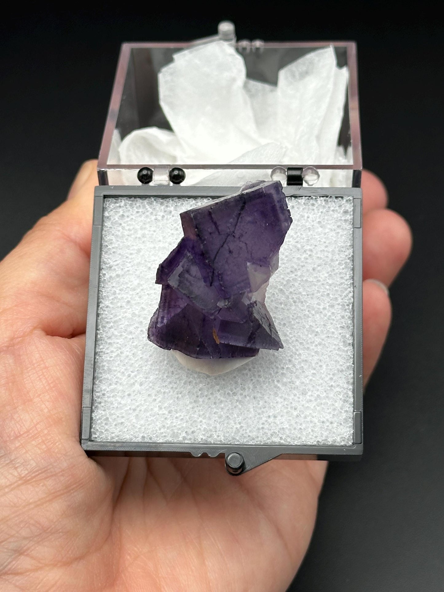 QR Code Fluorite from the Quinlong Mine, Guizhou, China