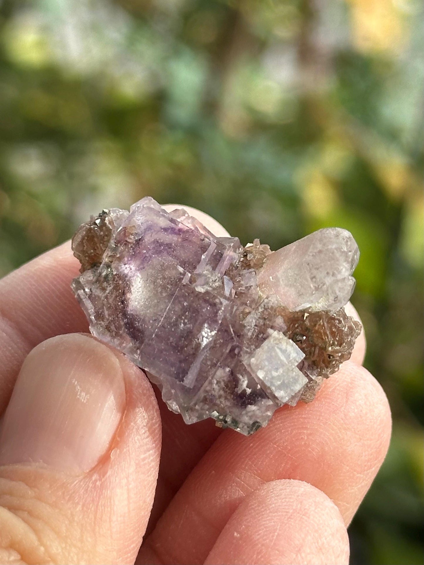 YGX Fluorite with Quartz from Yaogangxian, Hunan, China - UV Reactive