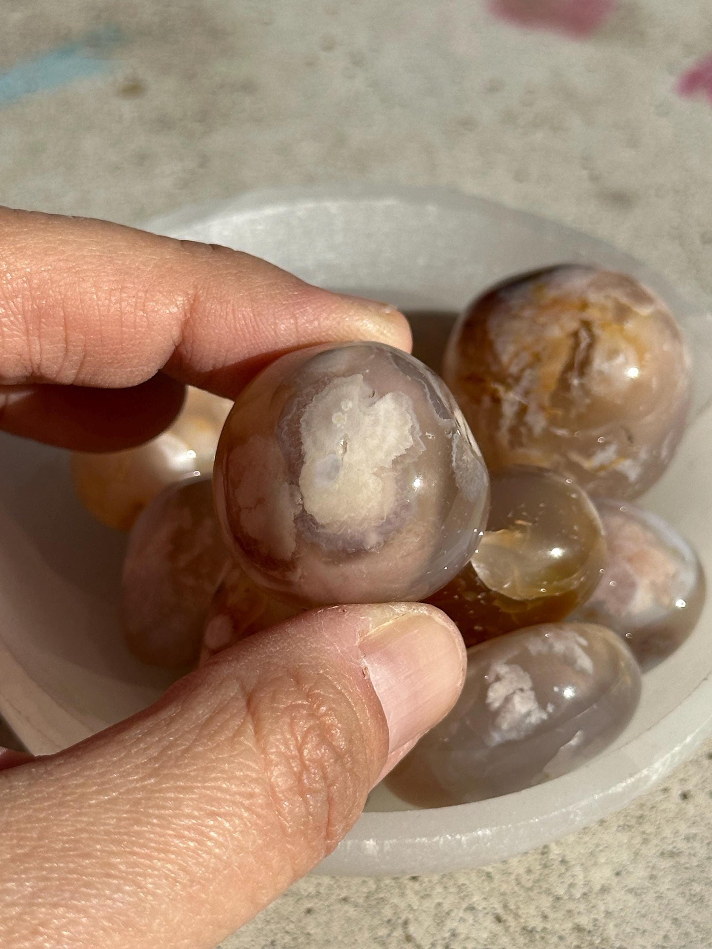 One (1) Flower Agate Tumble