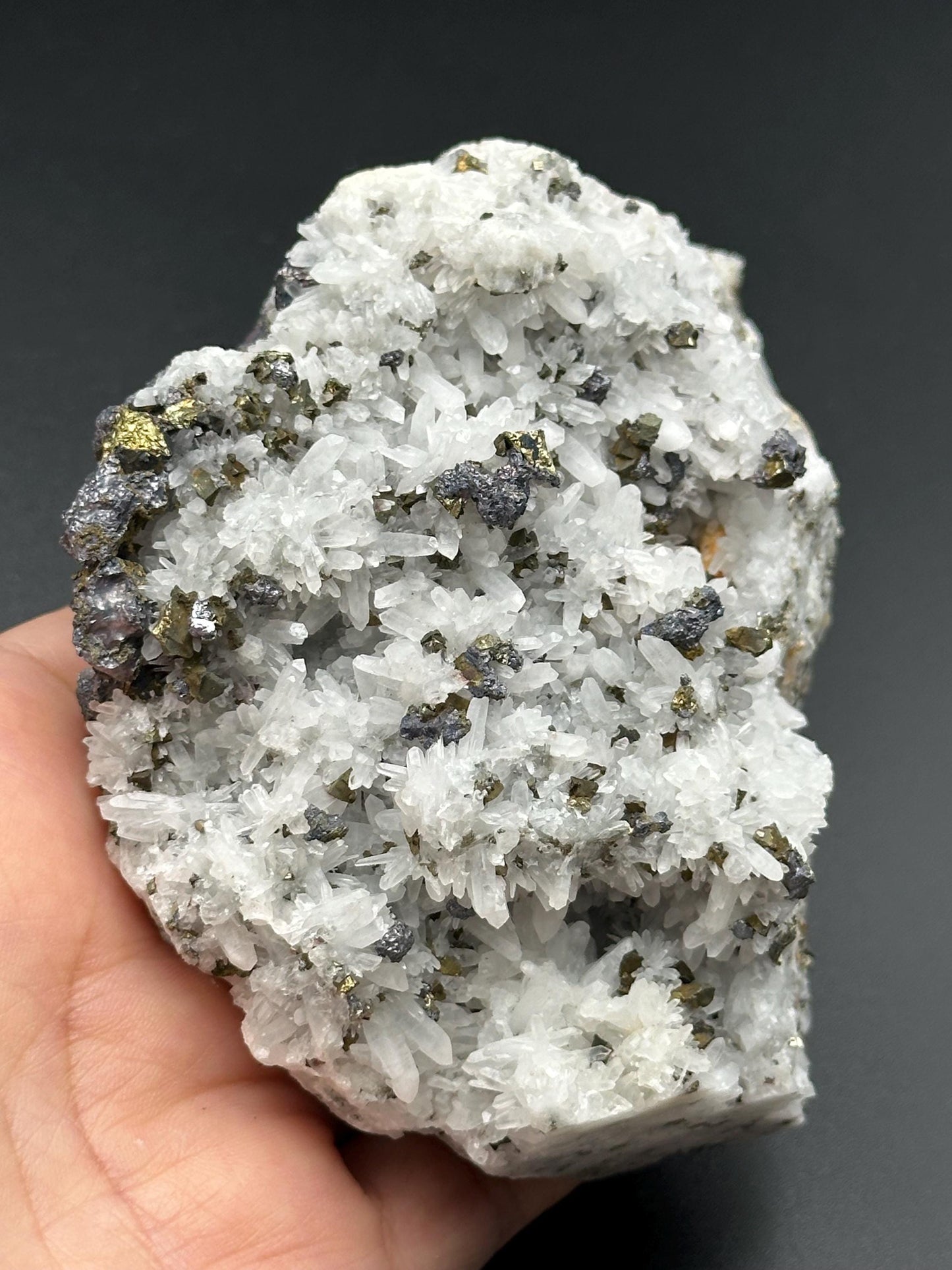 Chalcopyrite with Quartz
