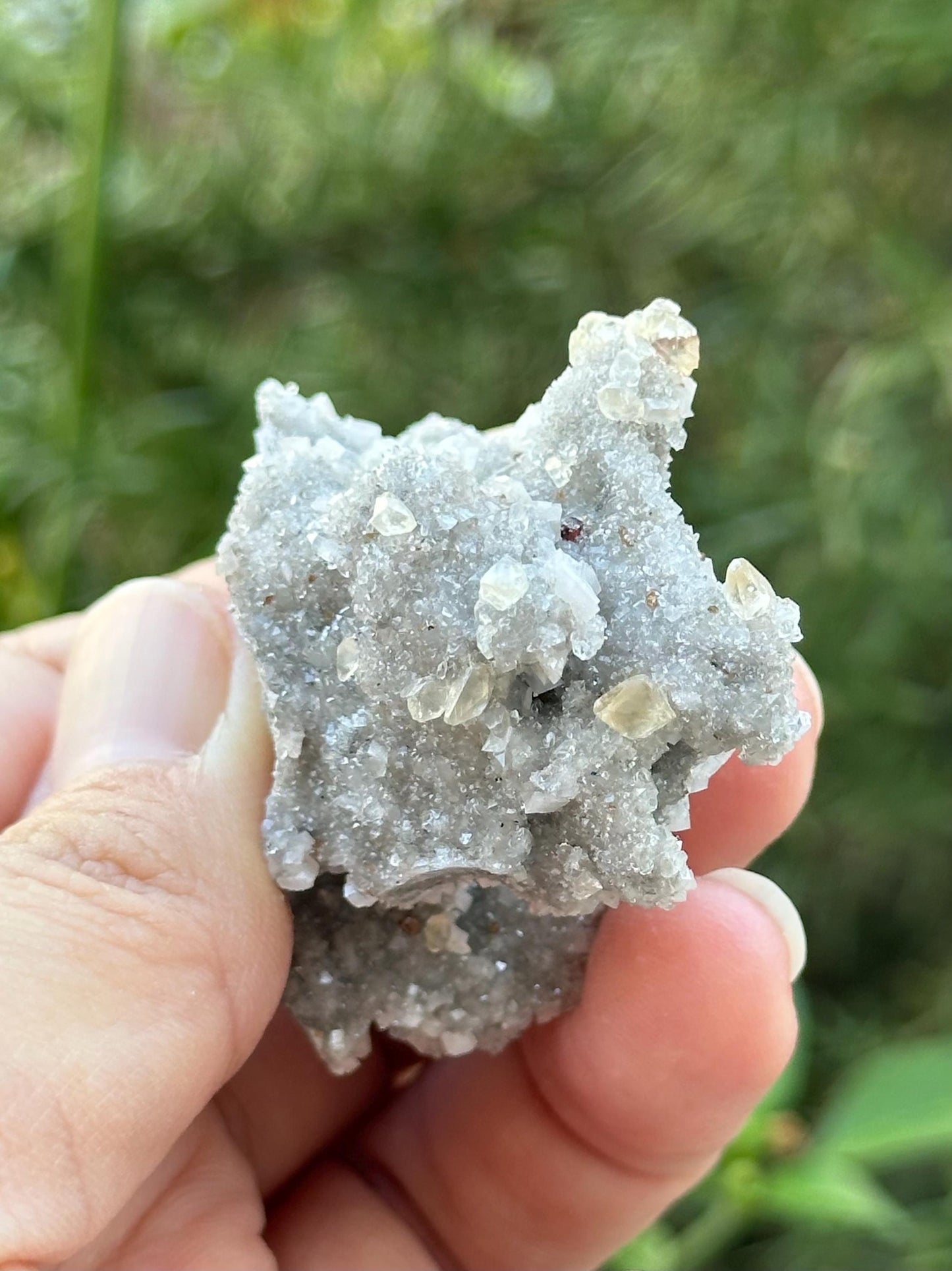 Dolomite, Quartz, and Calcite from the Elmwood Mine