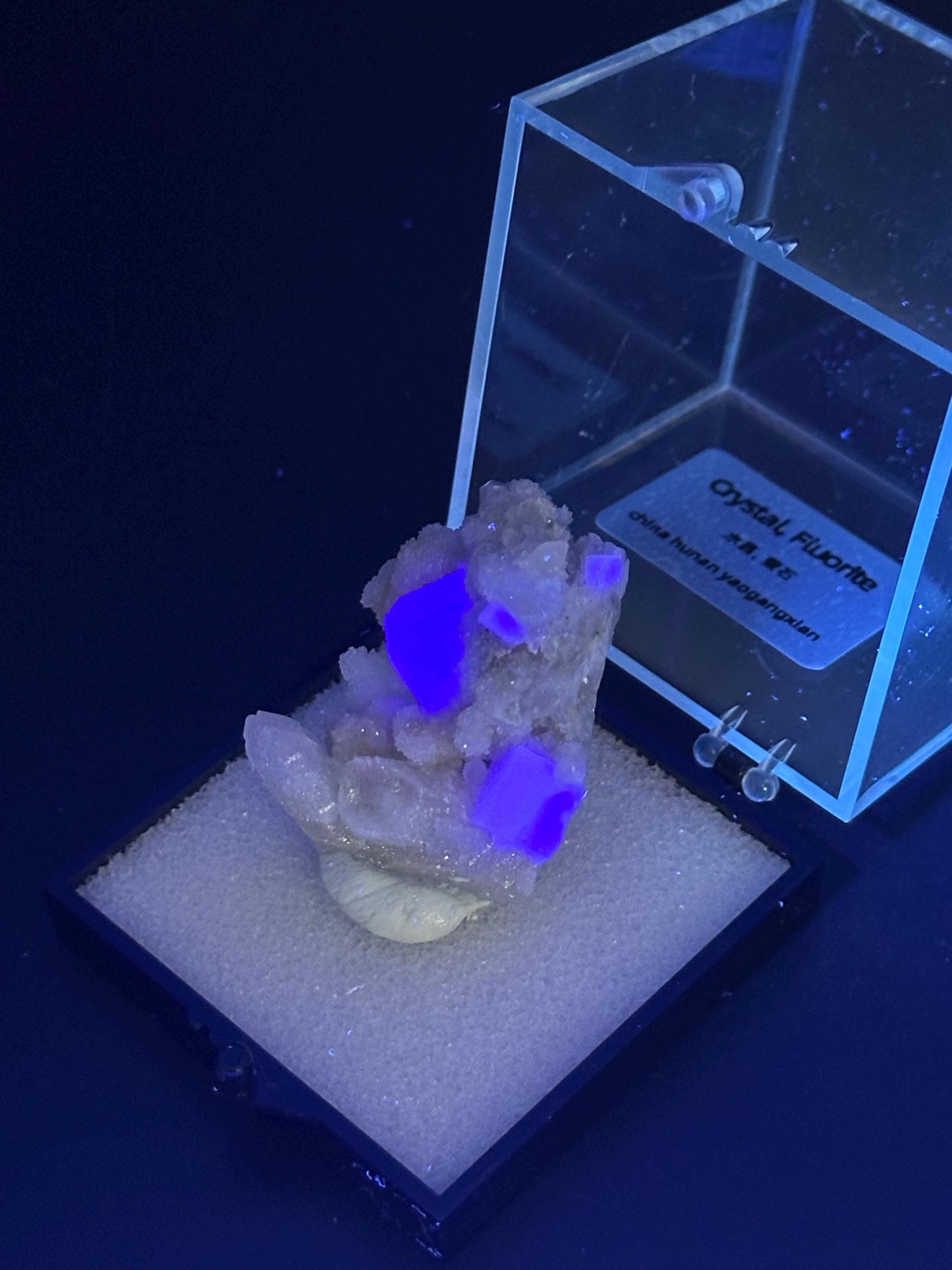 YGX Fluorite with Drusy Quartz