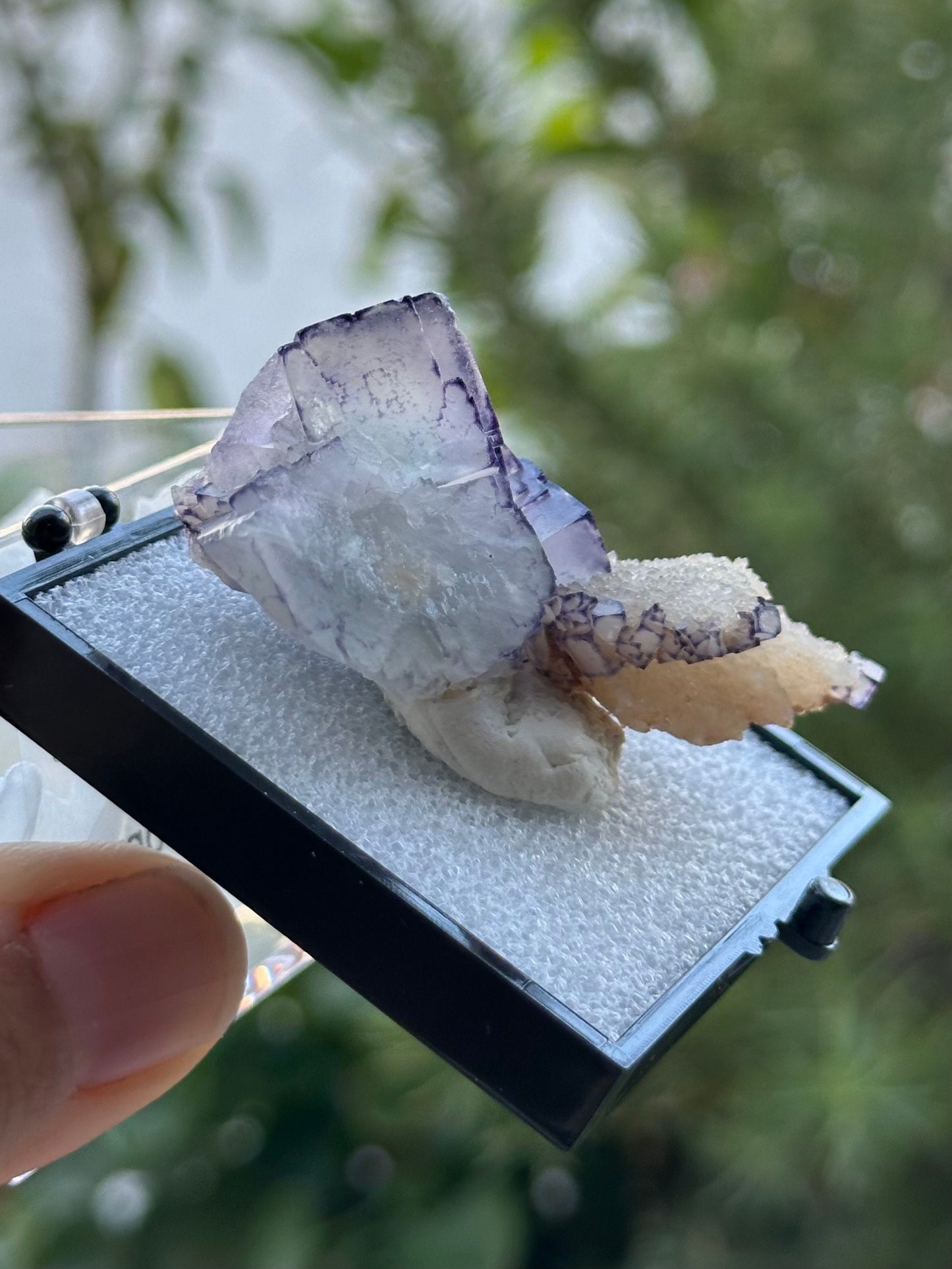 QR Code Fluorite with Quartz from the Quinlong Mine