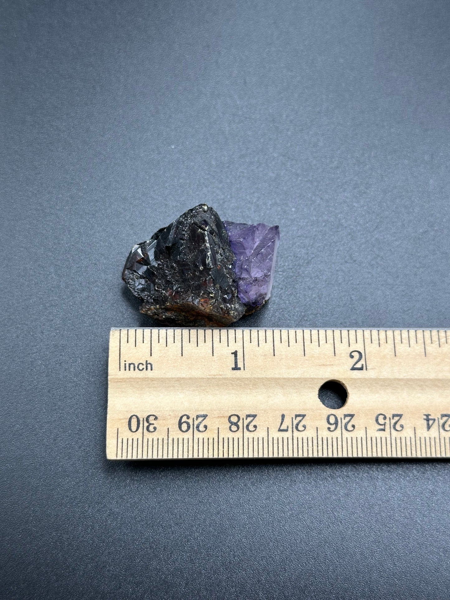 Sphalerite with Fluorite from the Elmwood Mine