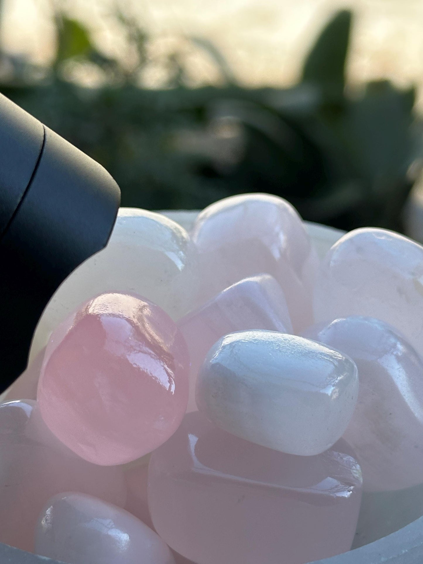 One (1) Mangano Calcite Tumble