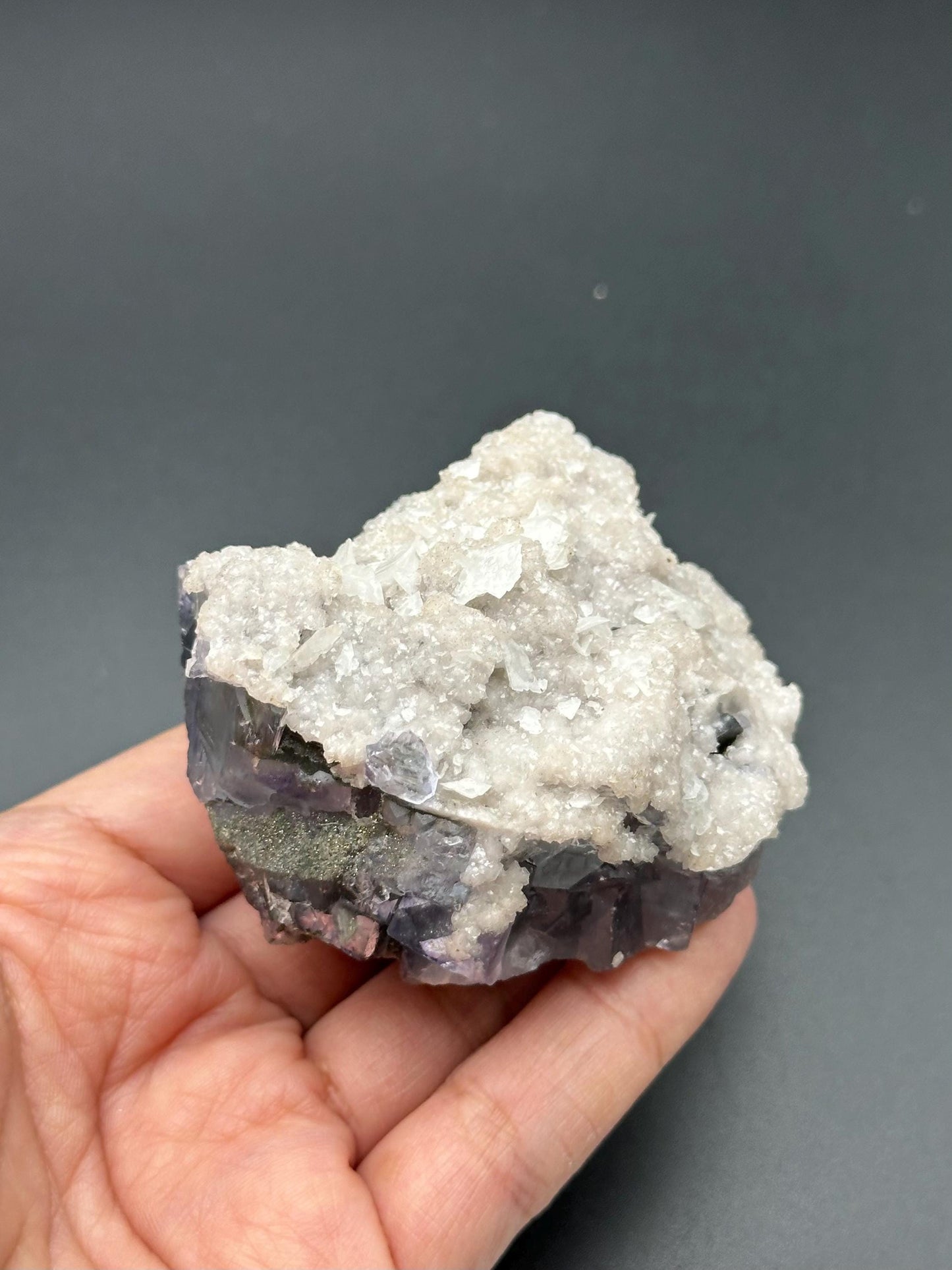 Fluorite with Quartz and Calcite from the Manaoshan Mine