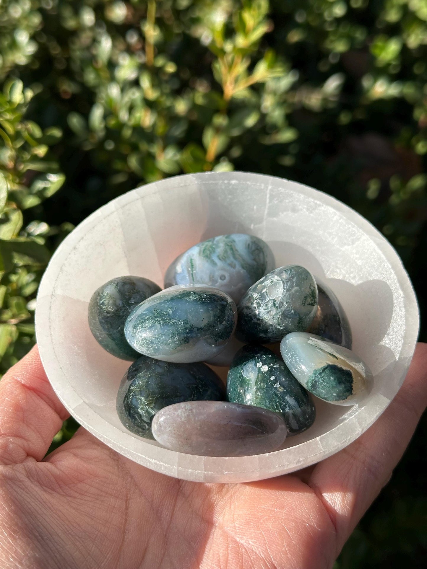 One (1) Moss Agate Tumble