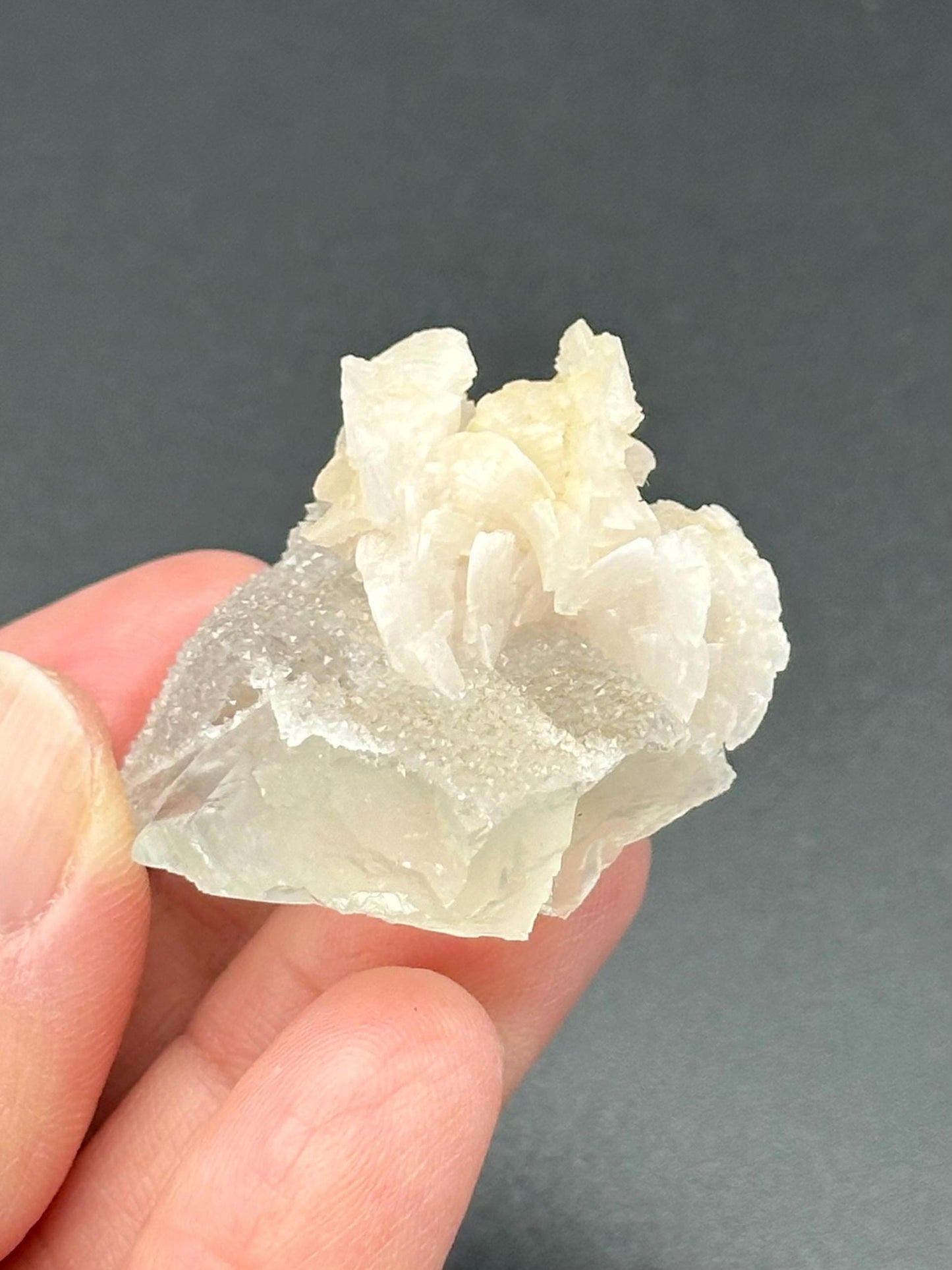 Fluorite with Dolomite from the Manaoshan Mine, Hunan, China