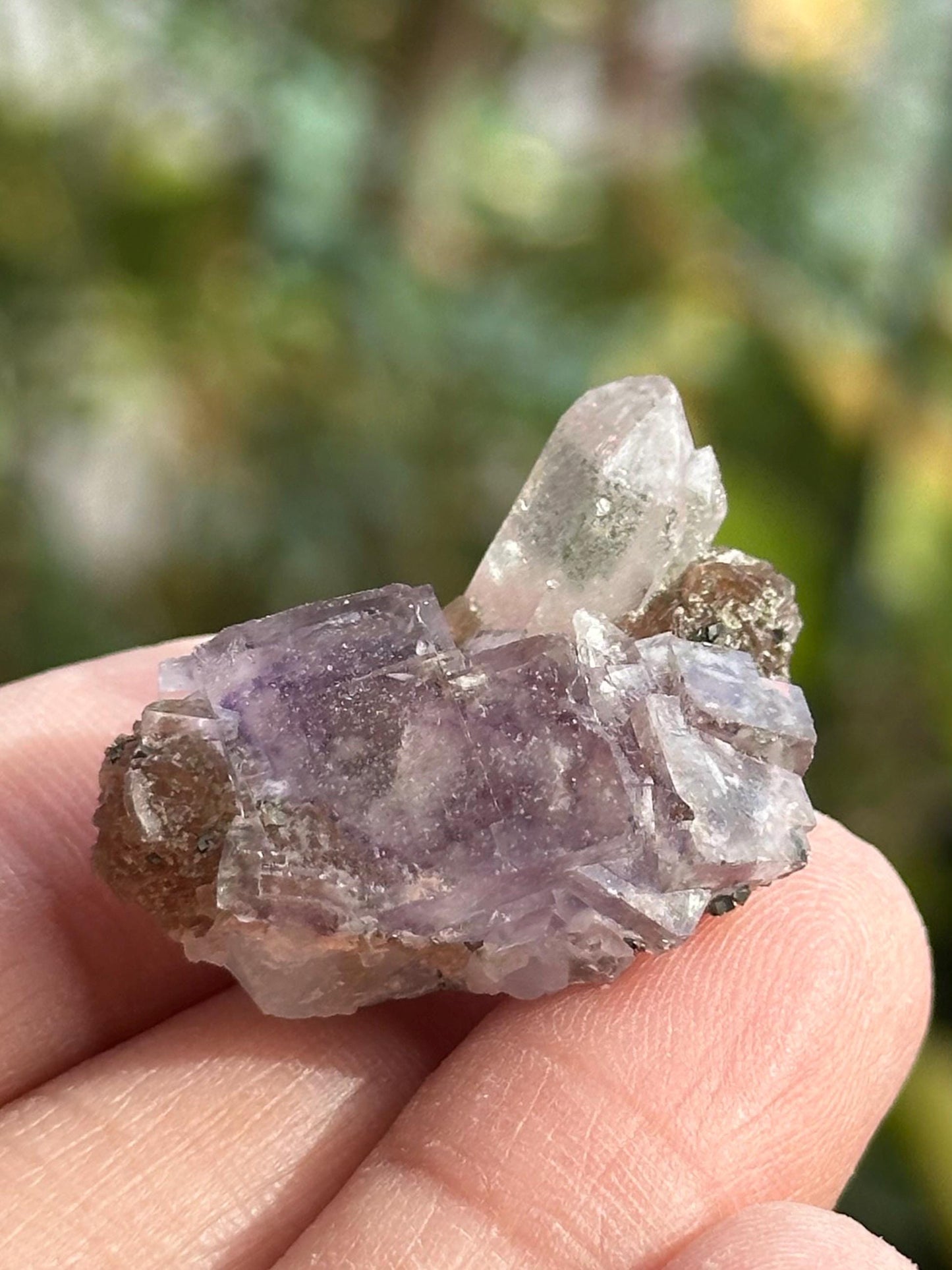 YGX Fluorite with Quartz from Yaogangxian, Hunan, China - UV Reactive