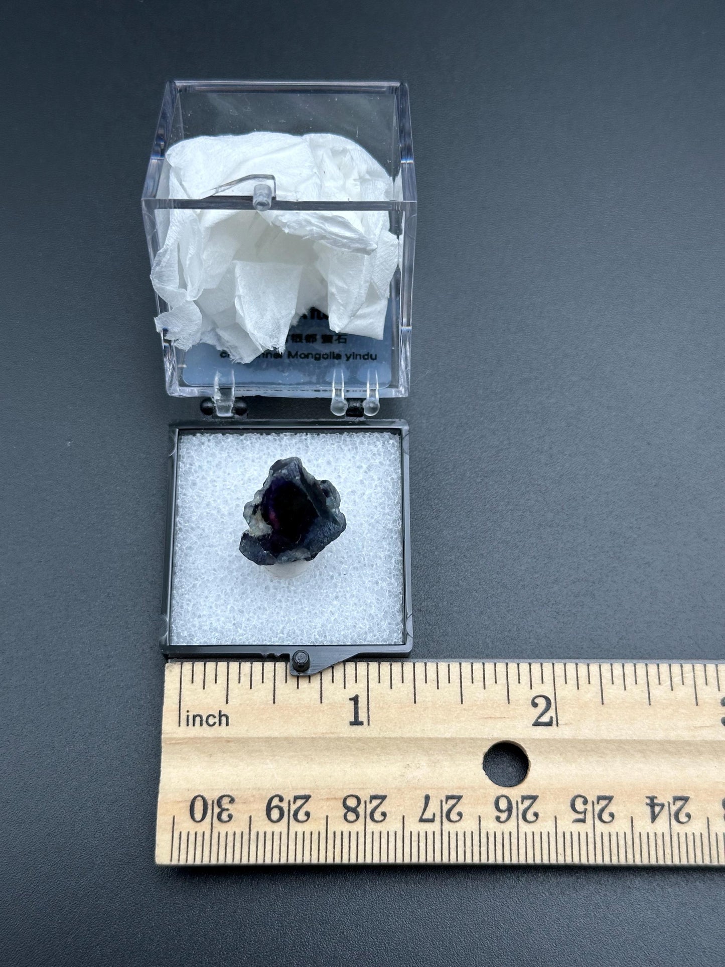Fluorite from the Yindu Mine