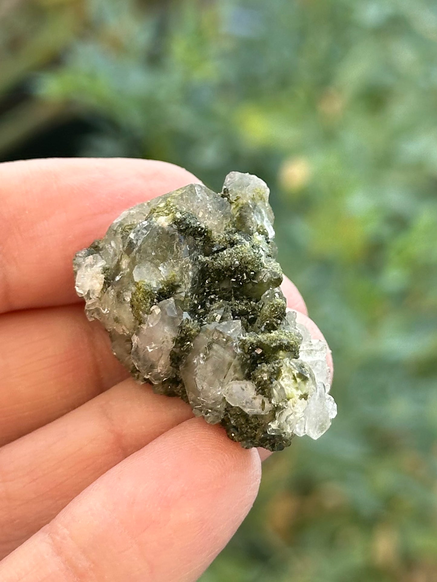 Small Epidote and Quartz from Hakkari Province, Turkey