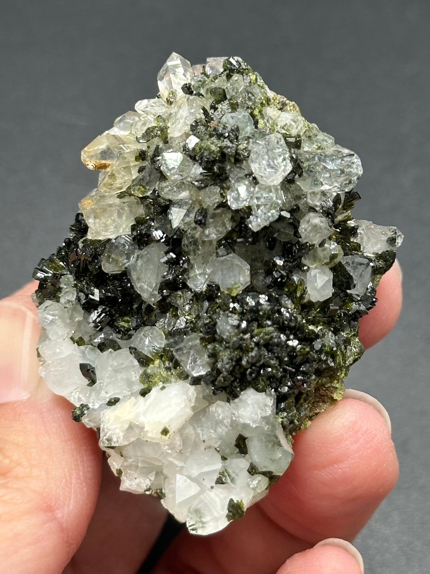 Epidote and Quartz from Hakkari Province, Turkey
