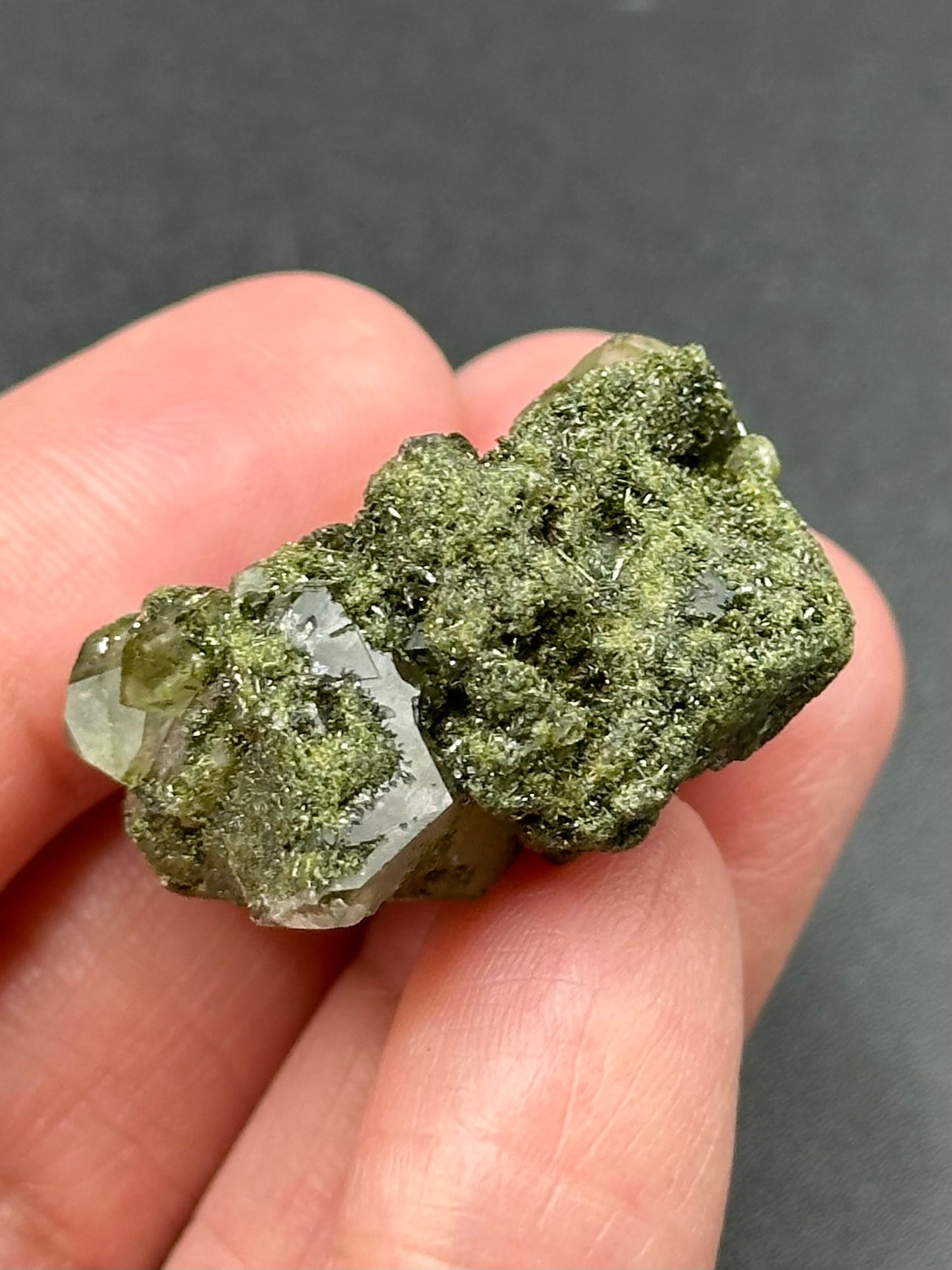 Small Epidote and Quartz from Hakkari Province, Turkey