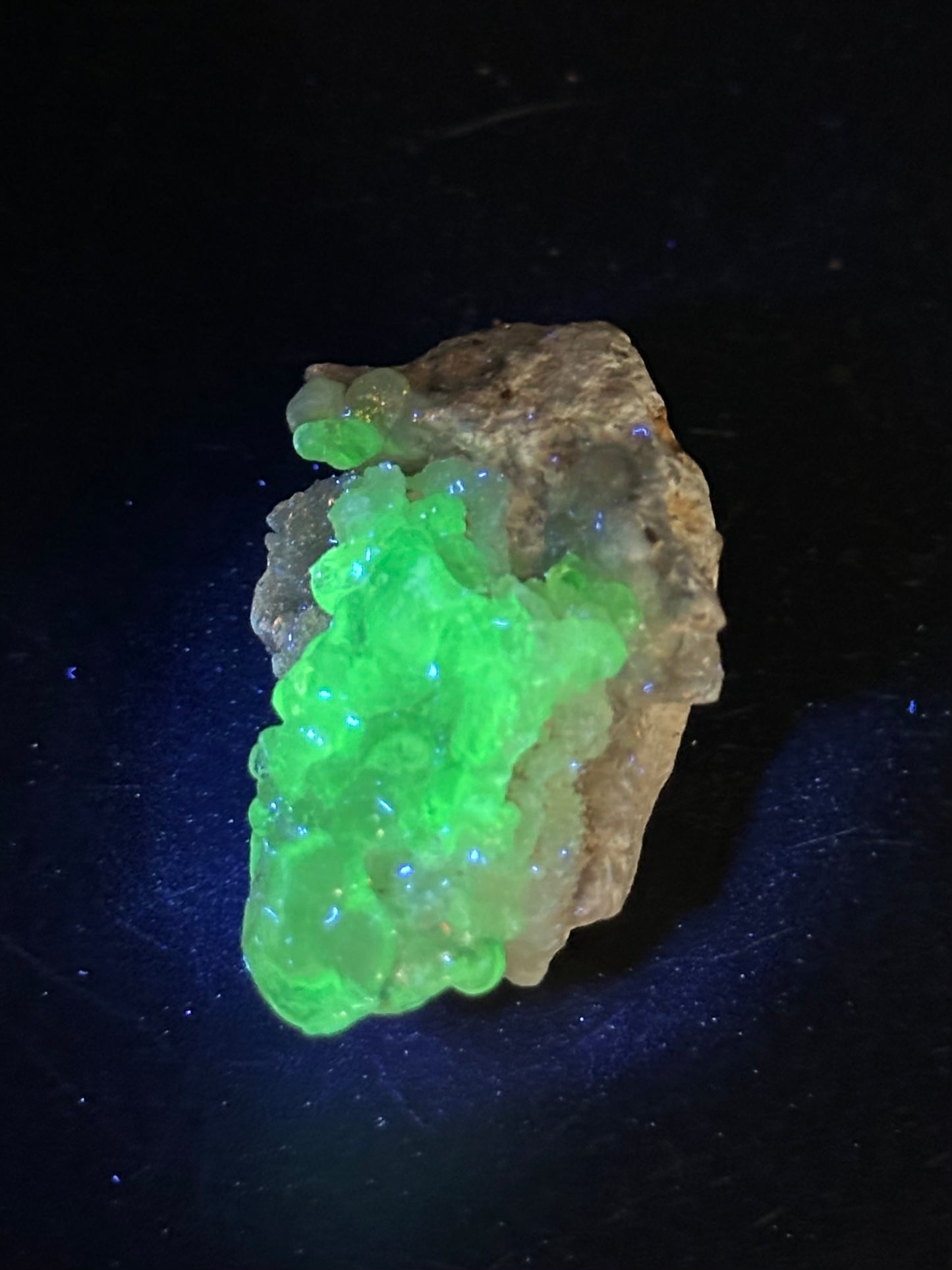 Hyalite Opal from Mexico