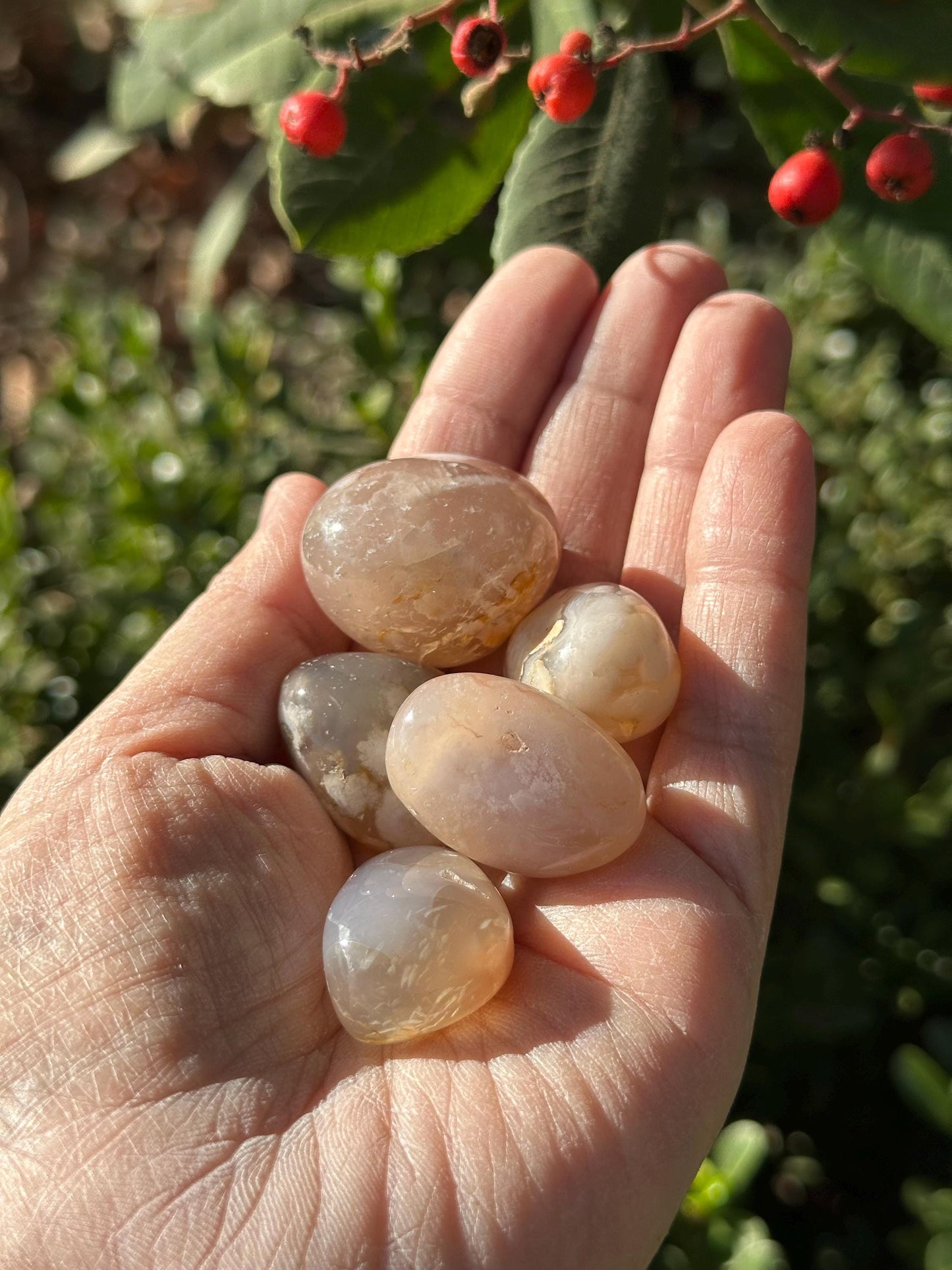 One (1) Flower Agate Tumble