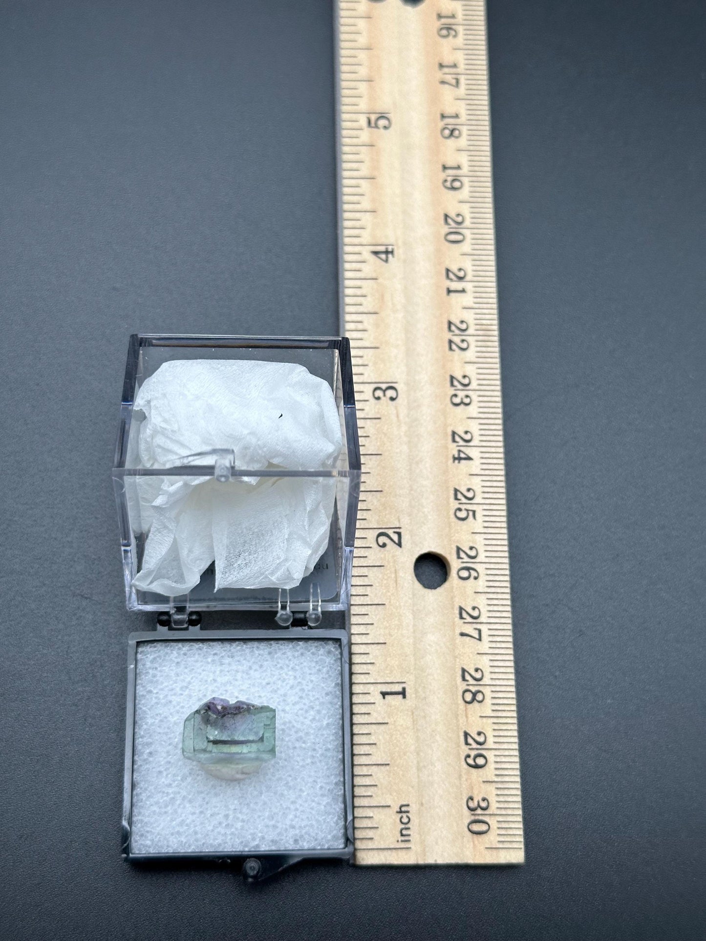 Fluorite from the Yindu Mine