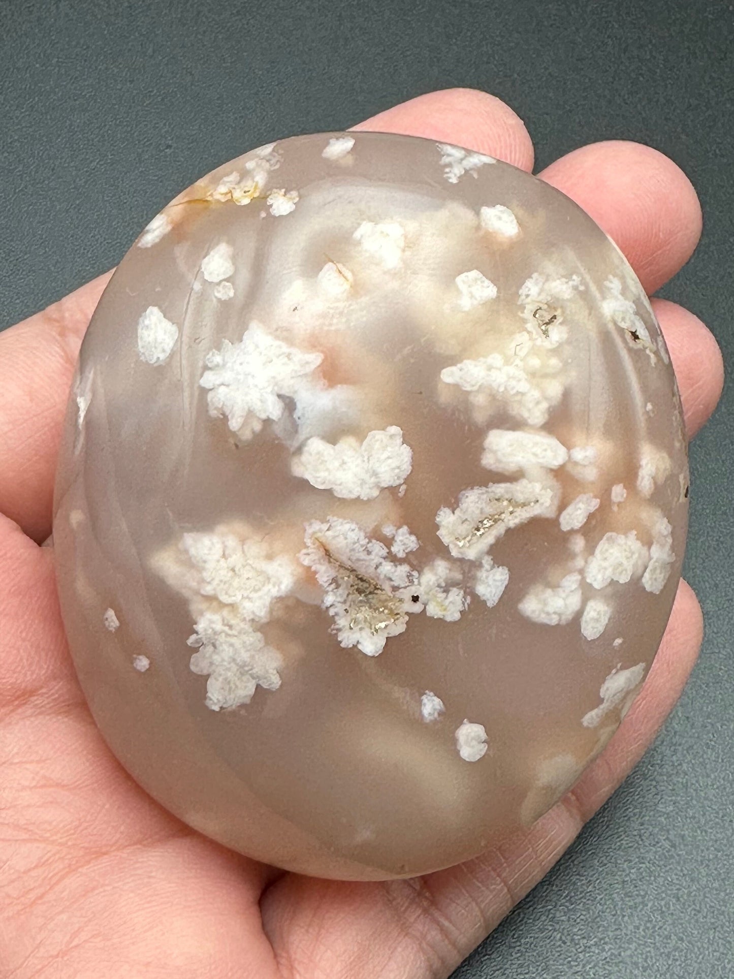 Flower Agate Palm Stone