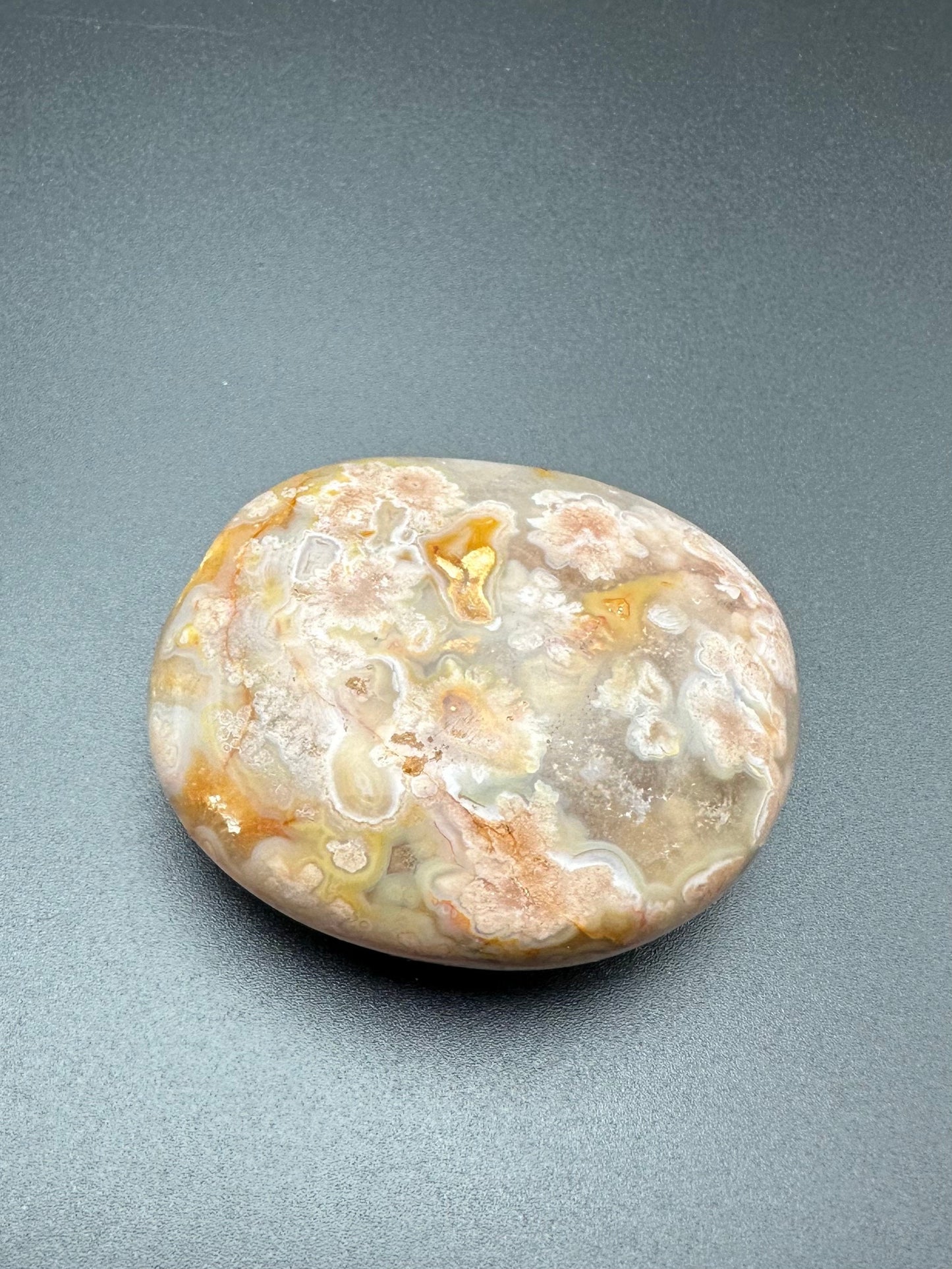 Flower Agate Palm Stone