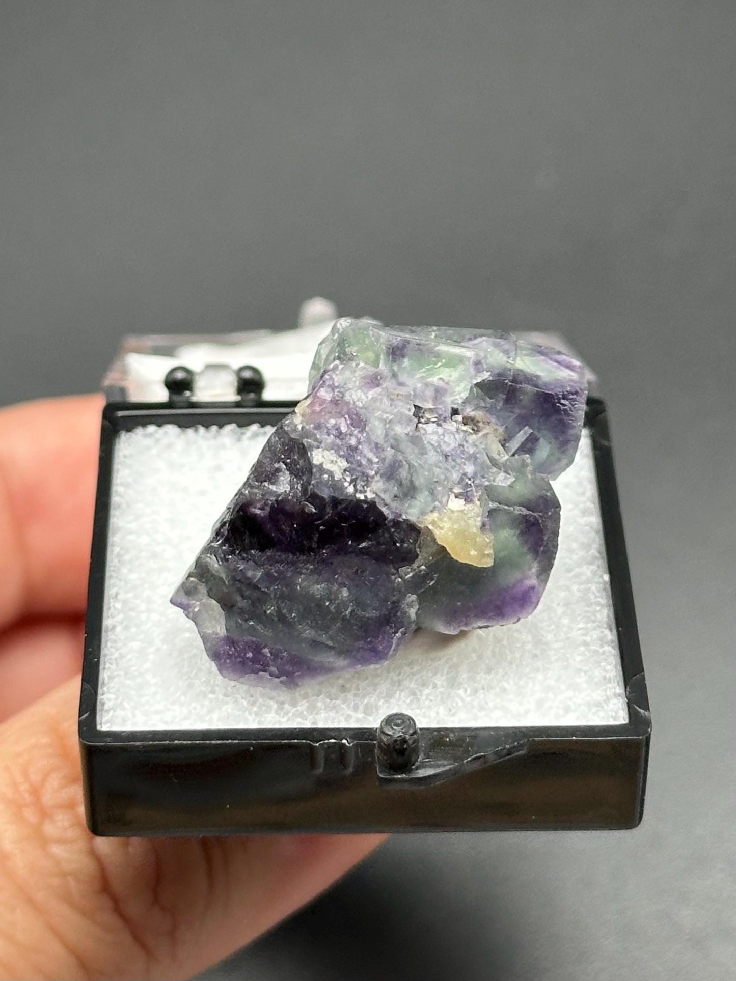 Fluorite from the Yindu Mine