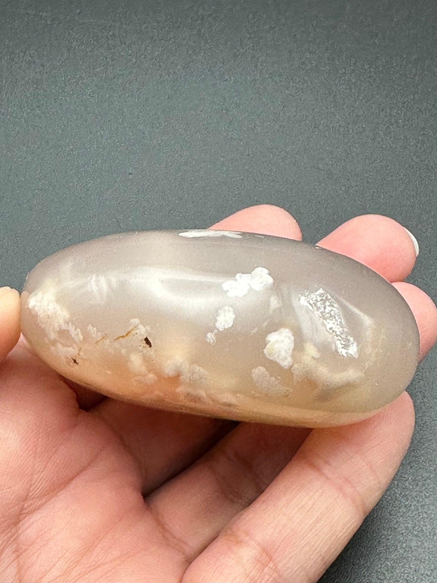 Flower Agate Palm Stone