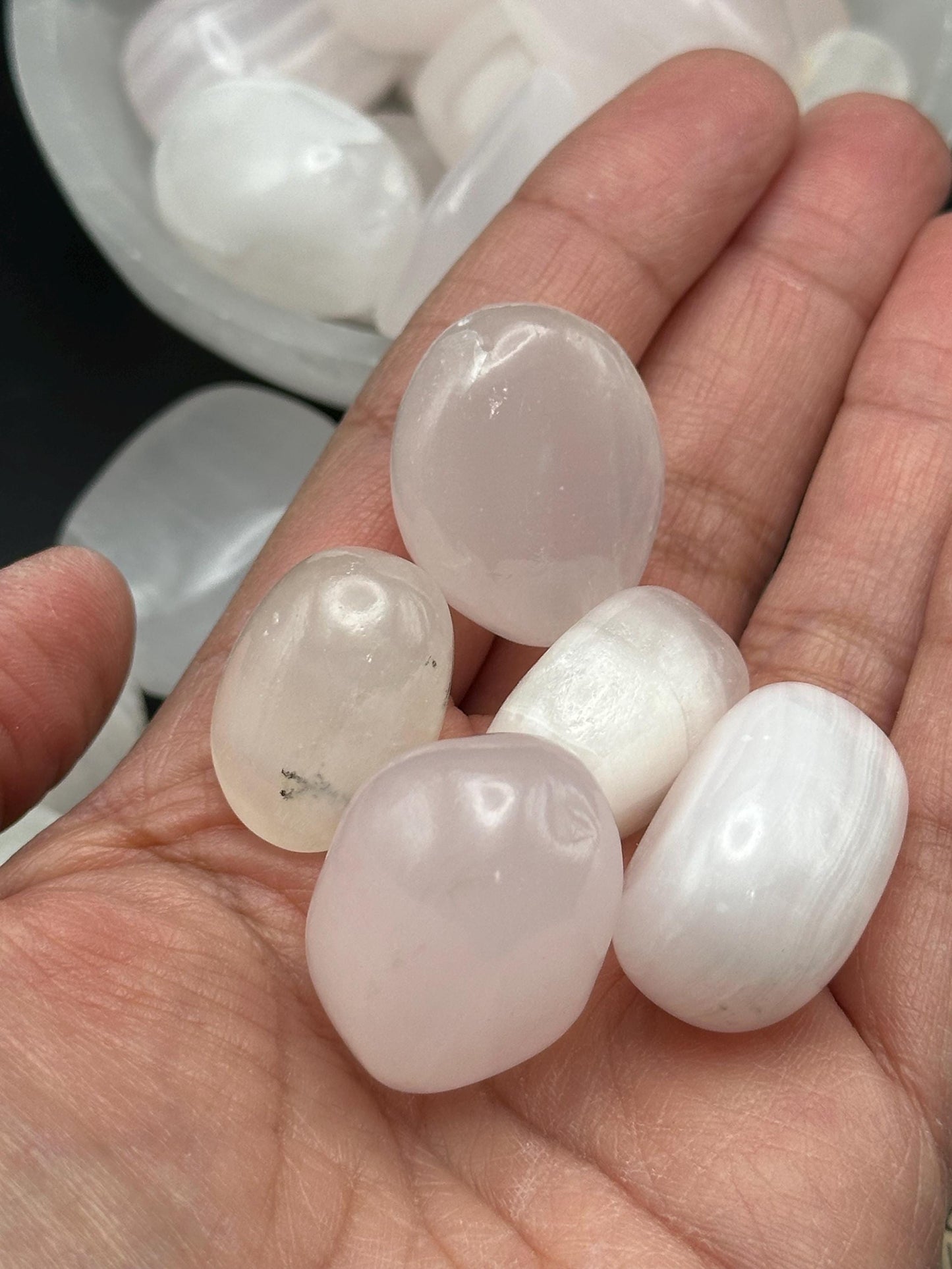 One (1) Mangano Calcite Tumble