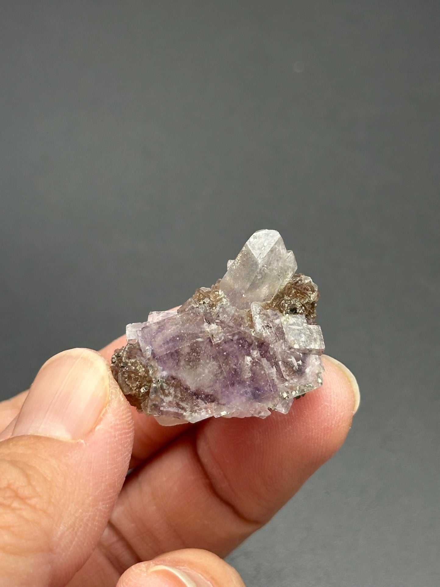 YGX Fluorite with Quartz from Yaogangxian, Hunan, China - UV Reactive