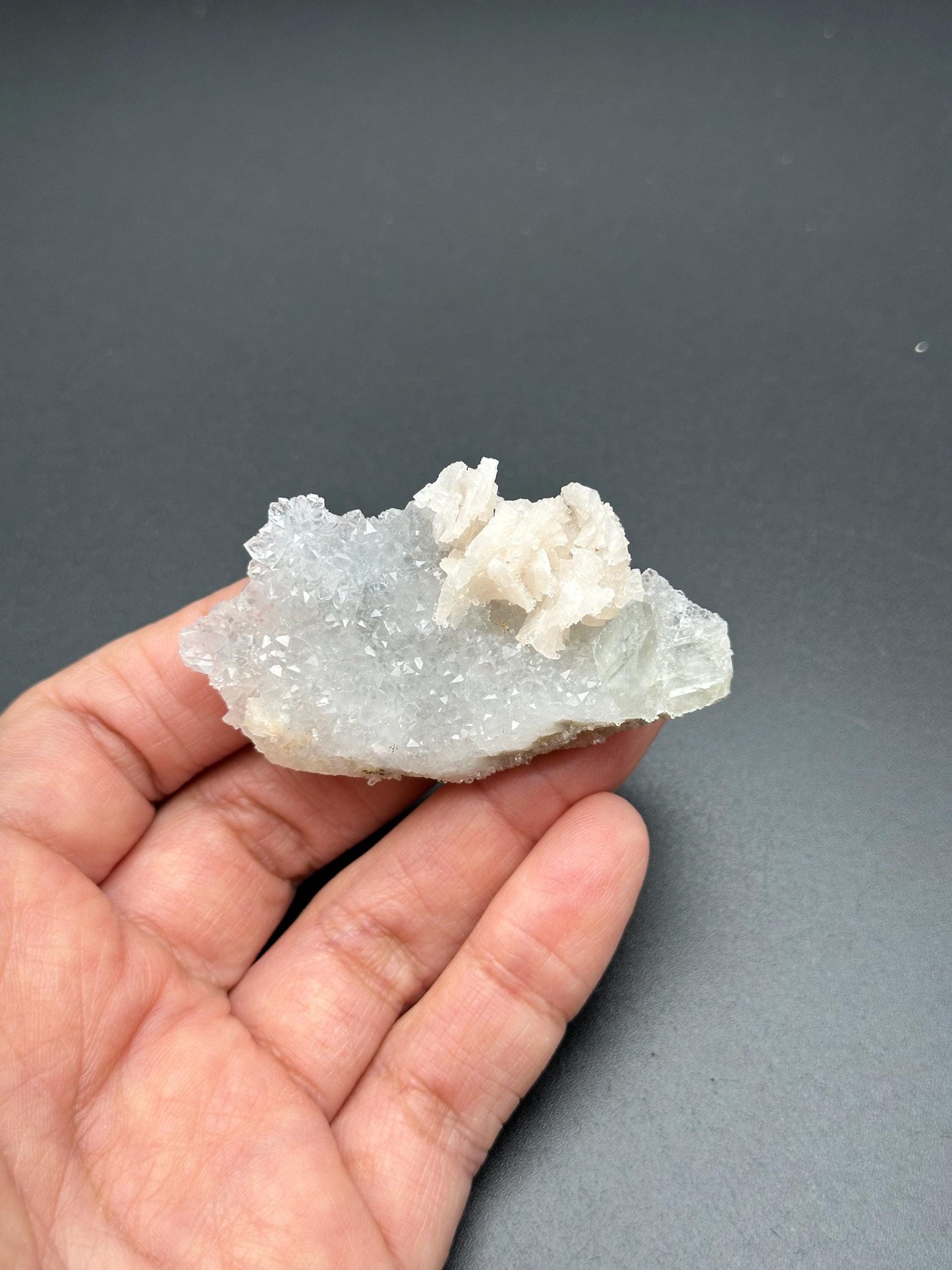 Manaoshan Fluorite with Quartz and Dolomite
