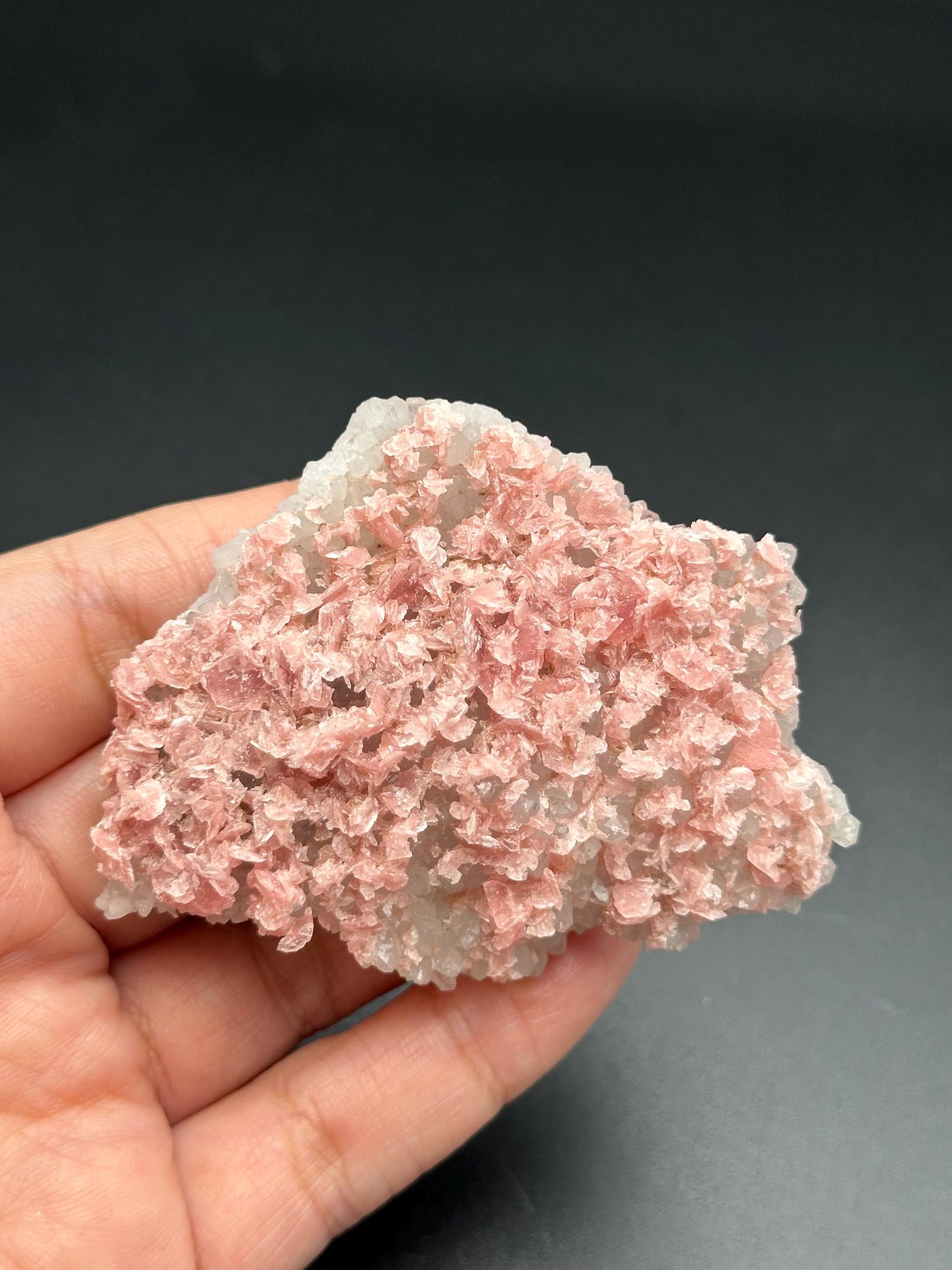 Rhodochrosite with Quartz from the Wutong Mine