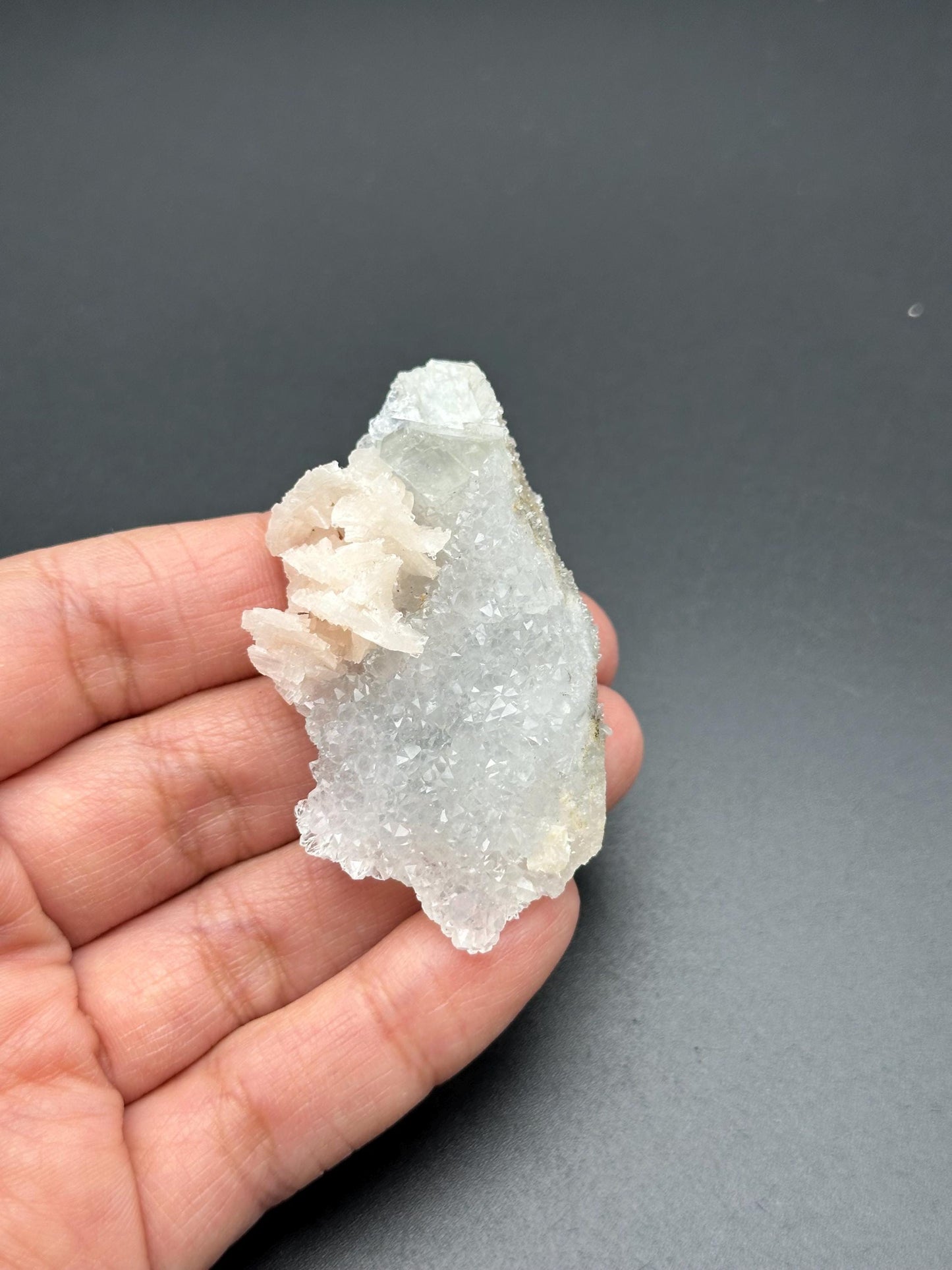 Manaoshan Fluorite with Quartz and Dolomite