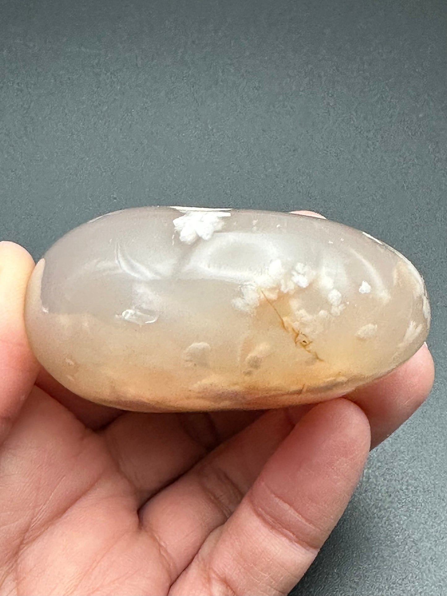 Flower Agate Palm Stone