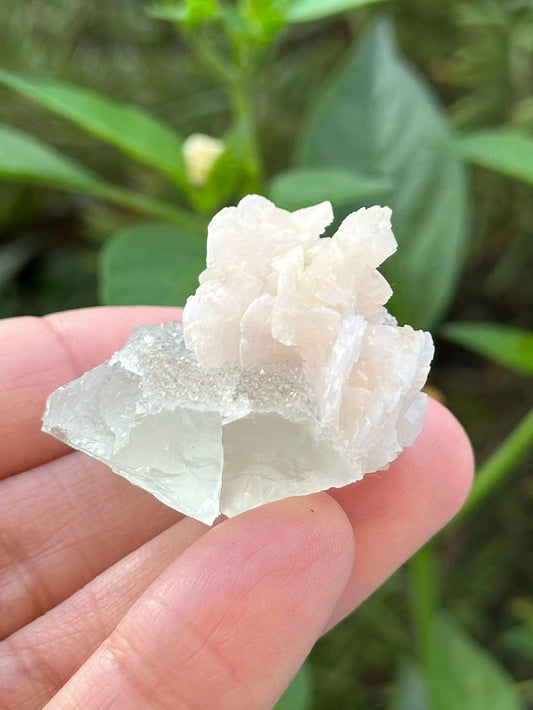 Fluorite with Dolomite from the Manaoshan Mine, Hunan, China