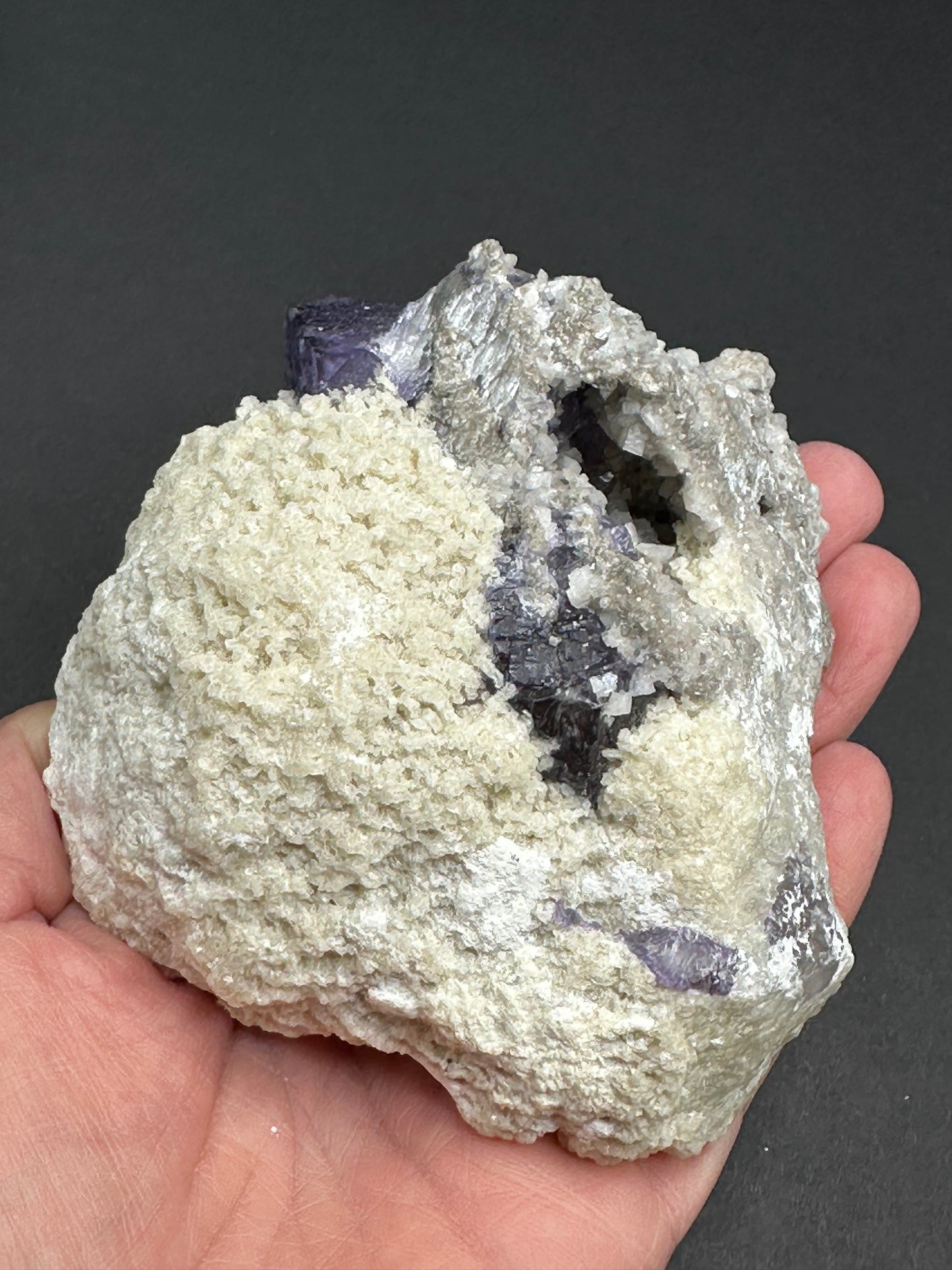 Barite with Fluorite, Dolomite, and Sphalerite Specimen from the Elmwood Mine