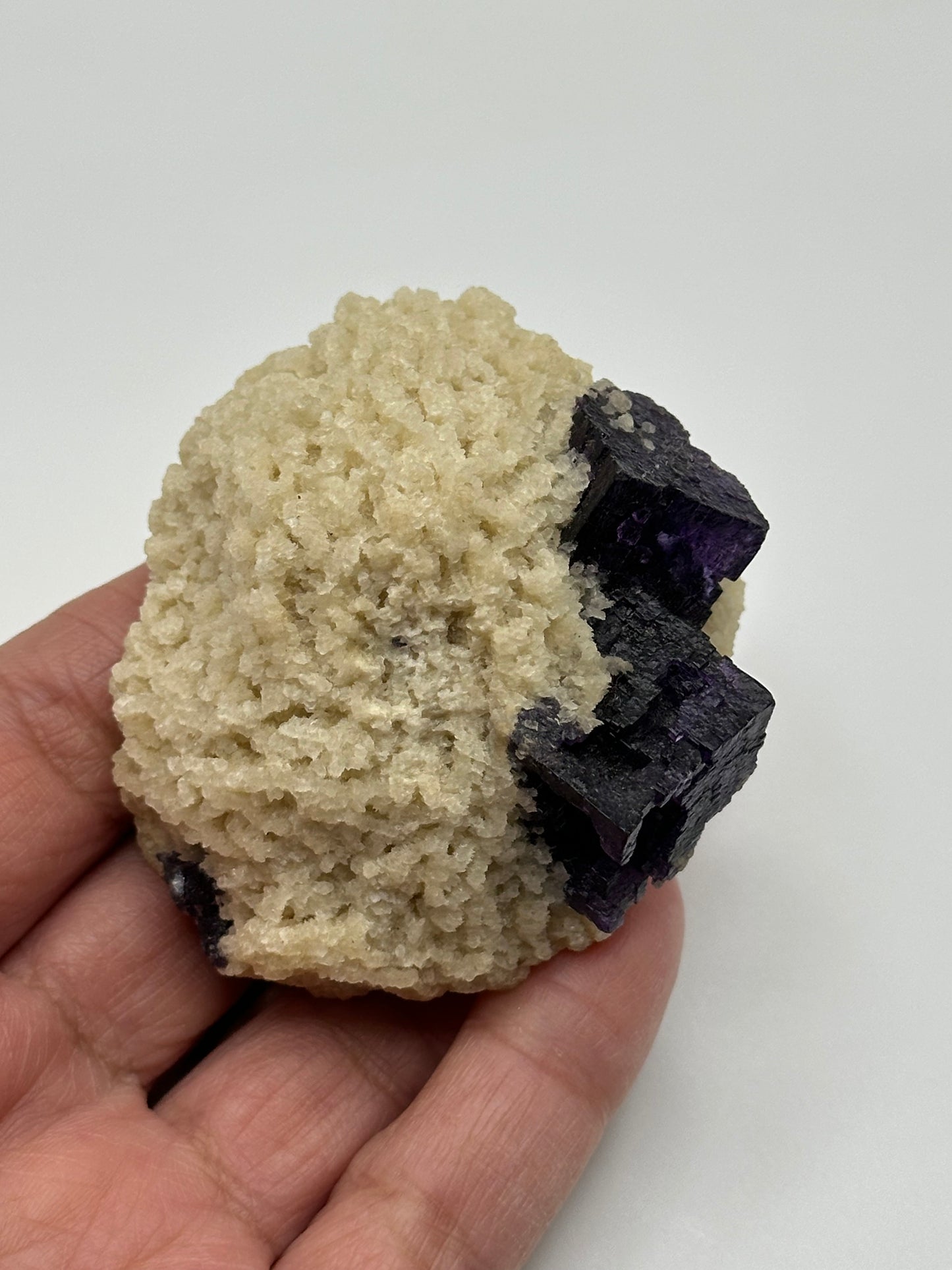 Fluorite and Dolomite from the Elmwood Mine
