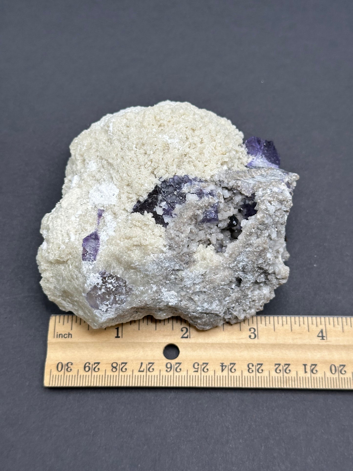 Barite with Fluorite, Dolomite, and Sphalerite Specimen from the Elmwood Mine