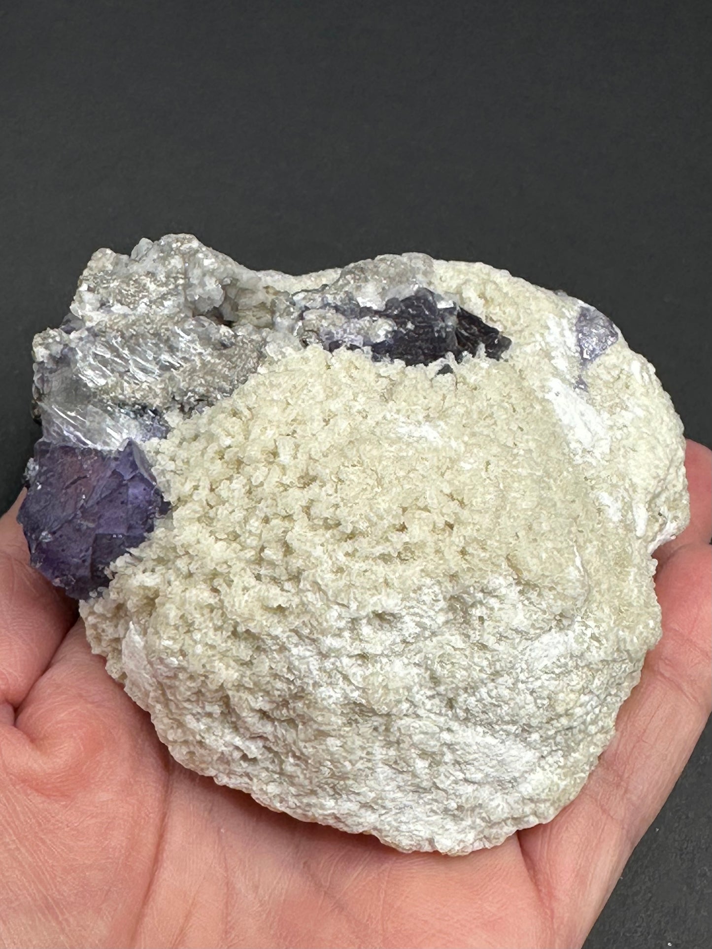 Barite with Fluorite, Dolomite, and Sphalerite Specimen from the Elmwood Mine